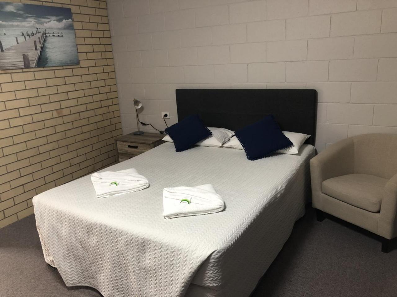 Bororen Hotel Motel Экстерьер фото